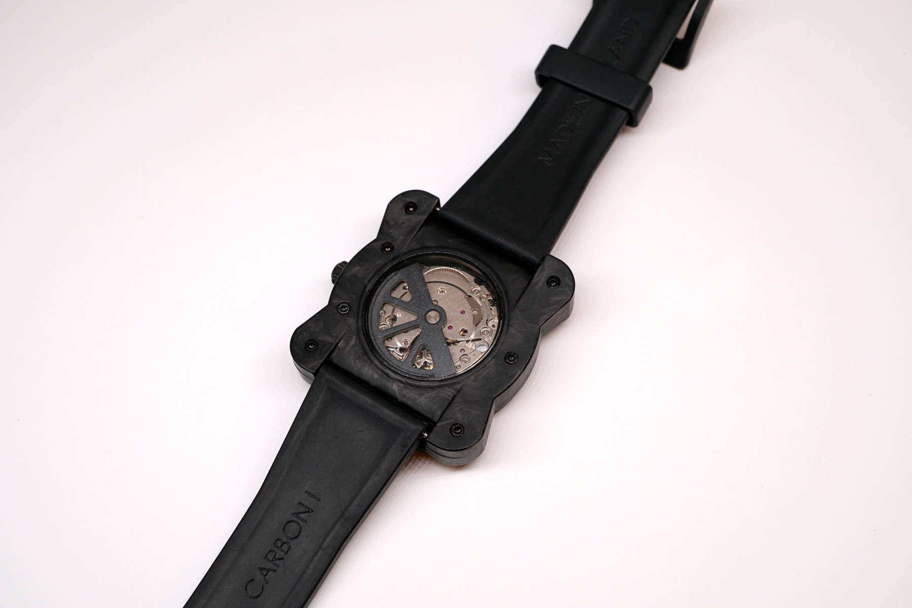 CARBON I - Back